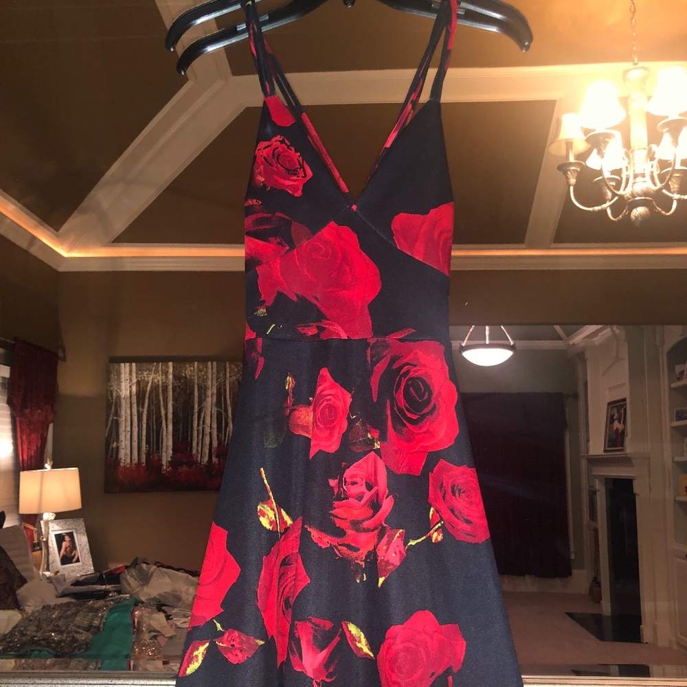 FLORAL COCKTAIL DRESS - Picture 2 of 4